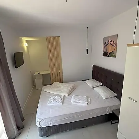 415 Szálloda 2*